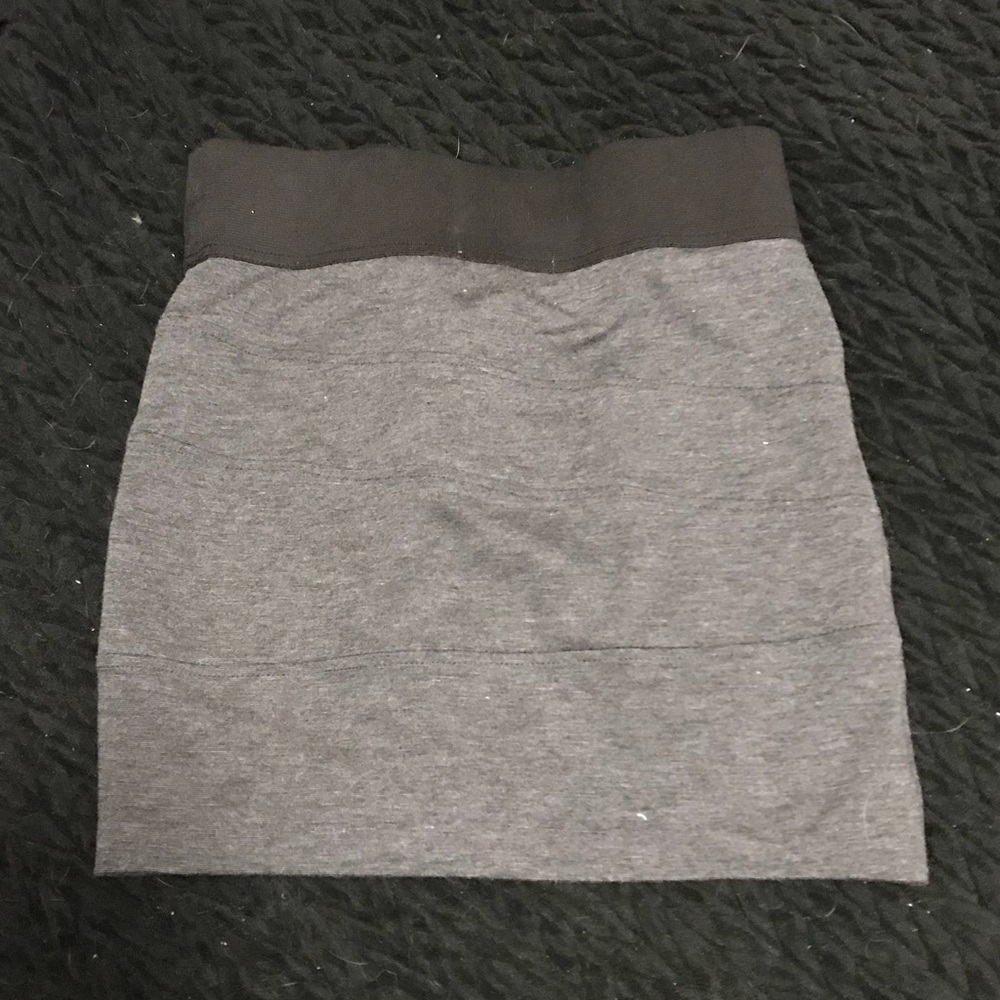 Tight grey short skirt